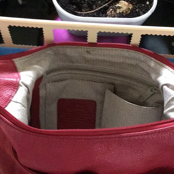 Beautiful Brighton Red Bag! - Picture 4 of 7